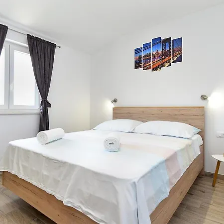 House With A Parking Space Galizana, Fazana - 20795 Holiday home *